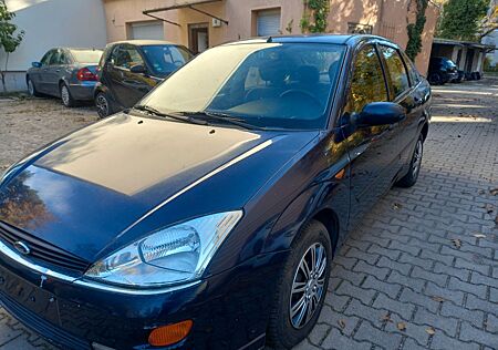 Ford Focus 1.8TD 66kW Ghia