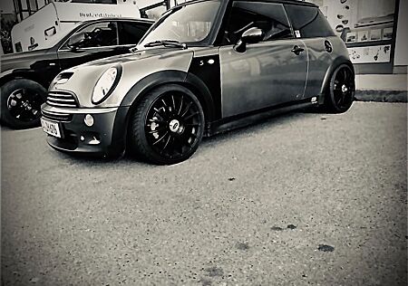 Mini John Cooper Works Coupé