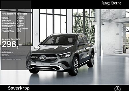 Mercedes-Benz GLA 200 // PROGRESSIVE SPUR KAMERA PDC SHZ