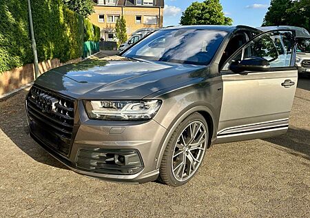 Audi SQ7 4.0 V8- Scheckheft, Garantie, Massage, BOSE