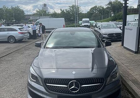 Mercedes-Benz CLA 200 AMG Line & Nightpaket | Panorama | HU26