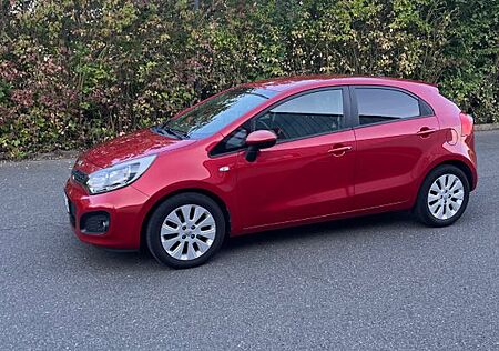 Kia Rio 1.2 Attract Attract