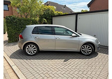 VW Golf Volkswagen 1.4 TSI BMT Highline Highline , 1A Zustand