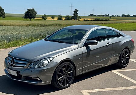 Mercedes-Benz E 350 Coupe CGI