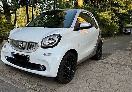 Smart ForTwo Cabrio cabrio 0.9 90PS/SHZ/Leder/16 Zoll