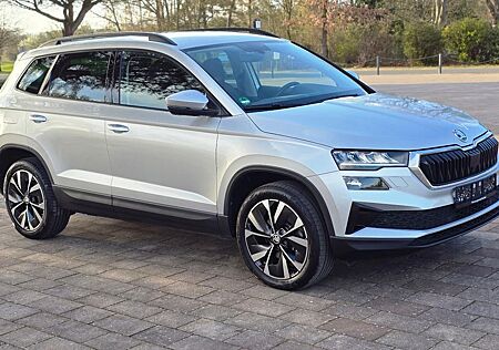 Skoda Karoq Style 2.0l DSG LED SHZ VIRTUAL KAM GRA DAB