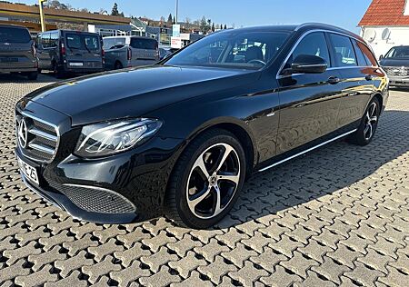 Mercedes-Benz E 200 E T-Modell *Top Zustand