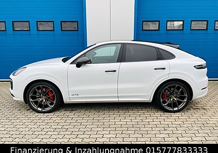 Porsche Cayenne Coupe GTS Leichtbaupaket Carbon Matrix