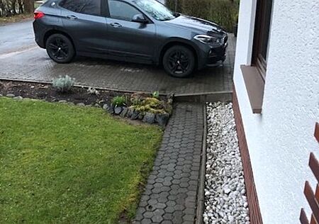 BMW X2 sDrive18i Navi Klima Sitzh. alle Inspekt.