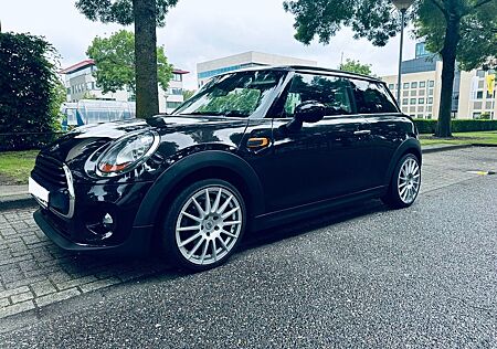 Mini Cooper Metropolitan/136PS/Navi/PDC/Tüv neu/S-hzg