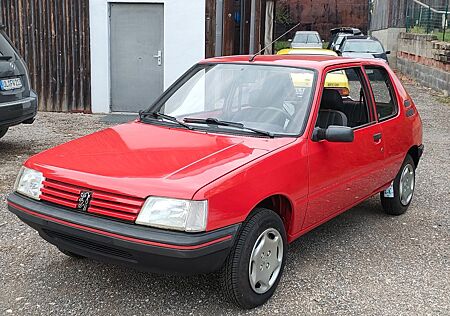 Peugeot 205 1.1 LOOK