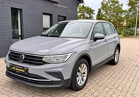 VW Tiguan Volkswagen 2.0 TDI/TRAVEL/PDC/SHZ/AHK/