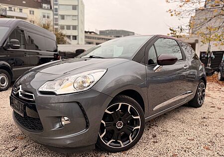 Citroën DS3 SportChic/NAVI/R-CAM/LEDER/KLIMATR./SHZ/TÜV