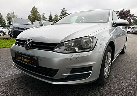 VW Golf Volkswagen VII Lim. Trendline BMT