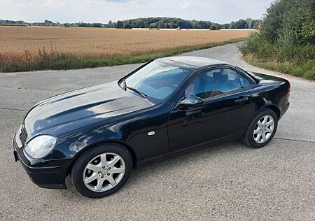 Mercedes-Benz SLK 200 -