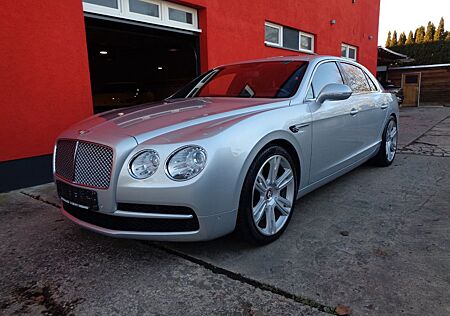 Bentley Flying Spur 4.0 V8 NAVI XENON SHZ GLASDACH