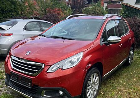 Peugeot 2008 Style BlueHDi 1.Hand TÜV Neu