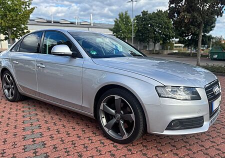 Audi A4 3.2 FSI Quattro/V6/TÜV bis 07.2027/8-fach 19Zoll