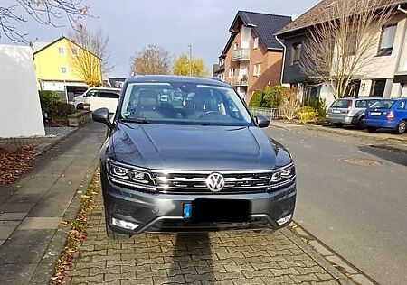 VW Tiguan Volkswagen 2.0 TDI SCR 140kW DSG BMT 4MOT Highli...