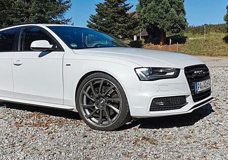 Audi A4 2.0 TFSI 155kW S tr. quattro S line Avan ...