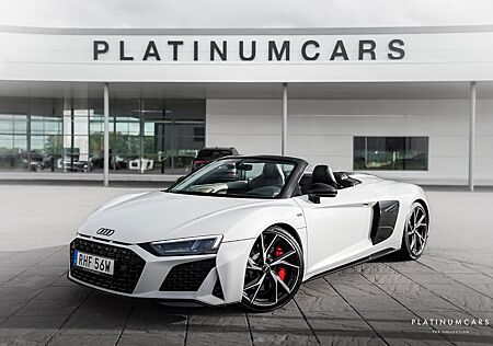 Audi R8 Spyder V10 FSI RWS 540hp / Black & White