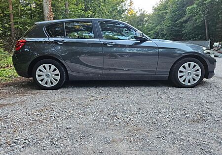 BMW 120i Advantage Advantage