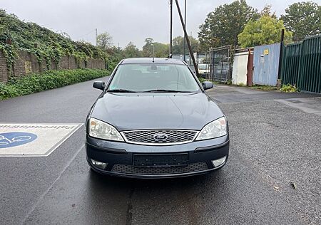 Ford Mondeo Lim. Ghia NEUE TÜV