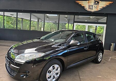 Renault Megane III Lim. 5-trg Tomtom Edition NAVI/ISOFIX