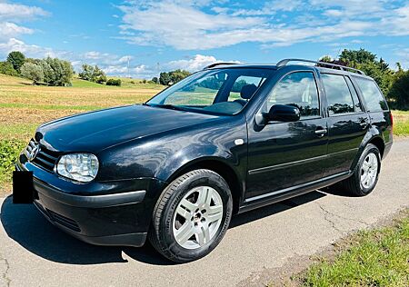 VW Golf Volkswagen 1.9TDI 74kW Comfortline Variant Special