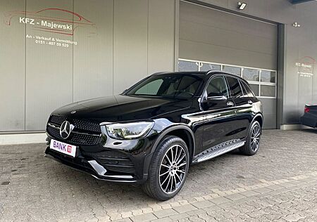Mercedes-Benz GLC 300 4Matic//Pano//Carpplay