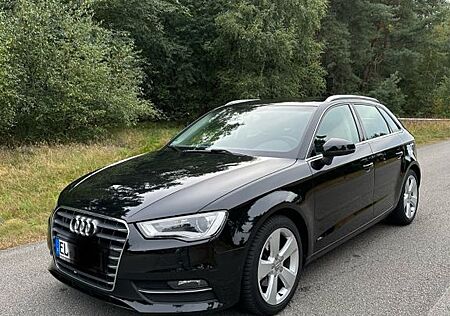 Audi A3 1.4 TFSI cod u.S tronic Ambition Sportb. ...