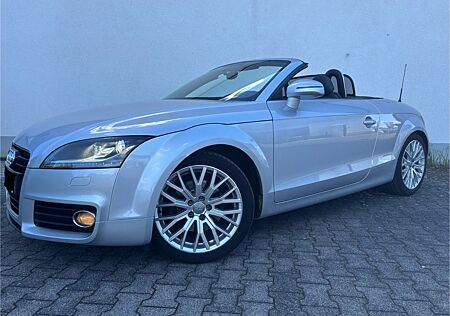 Audi TT Roadster 2.0 TDI quattro/MMI-NAVI+XENON+BT+