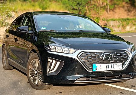 Hyundai Ioniq 1.6l GDi PLUG-IN HYBRID - Style-Paket