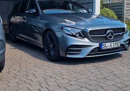 Mercedes-Benz E 53 AMG Mercedes-AMG E 53 4MATIC+ T Autom. ...