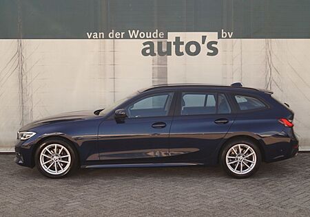 BMW 318i 318 3-serie Touring automatik High Executiv