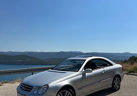Mercedes-Benz CLK 200 KOMPRESSOR AVANTGARDE Avantgarde