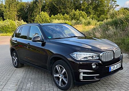 BMW X5 xDrive40d *Head-Up*Standheizung*AHK* 2.Hand