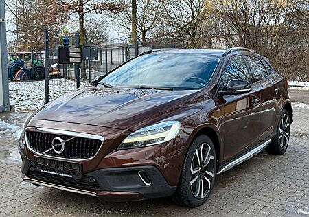 Volvo V40 CC V40 2.0 D4 Cross Country LED Standh. Navi Leder