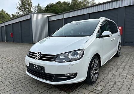 VW Sharan Volkswagen Highline/DSG/Pano/7-Sitzer/Alcantara/LED/