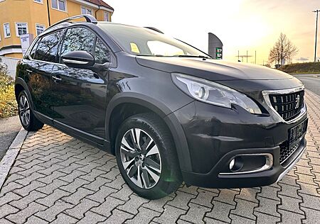 Peugeot 2008 Allure Navi -AHK-Sitzheiz. - Rückfahrkam.-