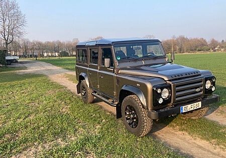 Land Rover Defender 110 TD4 Station Wagon Rough 2 Rough 2