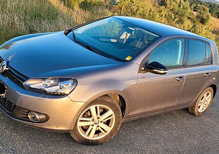 VW Golf Volkswagen 1.4 TSI 90 kW MATCH MATCH