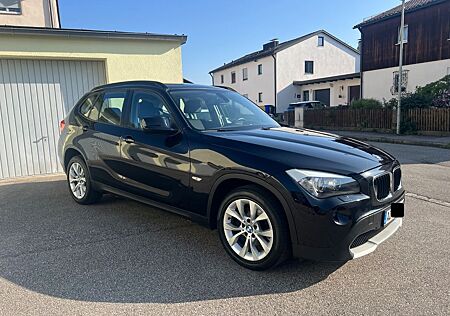 BMW X1 sDrive18i - Automatik Xenon Scheckheft