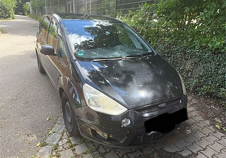 Ford S-Max 2,2 TDCi 129kW DPF Titanium Titanium