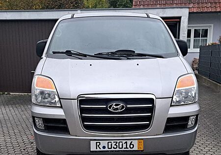 Hyundai H-1 Starex 4x4, STH