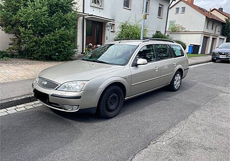 Ford Mondeo 2,0 Ghia X Ghia X