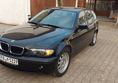 BMW 318i touring E46