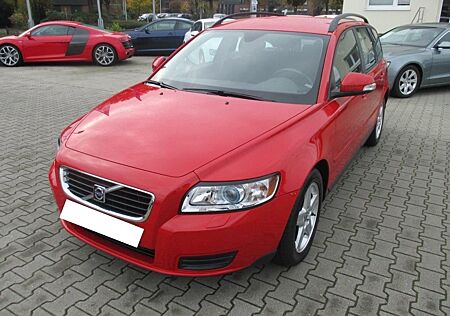 Volvo V50 Benzin 2.4 Aut. Geartronic 140PS So+Wi Räder