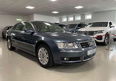Audi A8 3.7 V8 quattro/1 Hand/ Scheckheft/150tkm