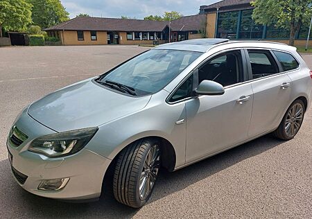 Opel Astra Sports Tourer 2.0 CDTI Edition Tüv AHK